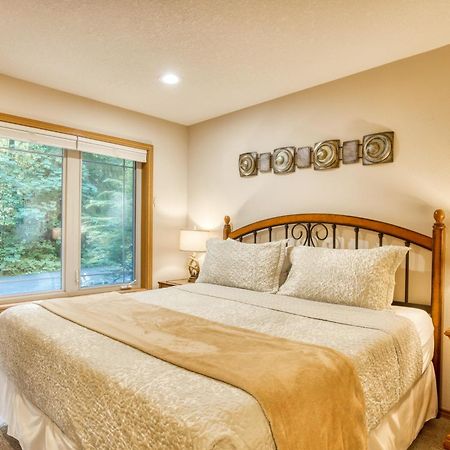 Salmon River Lodge Welches Екстериор снимка